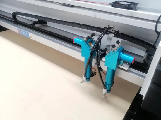 Exportador de máquina cortadora de grabado láser artesanal de madera de alta calidad de 150 vatios